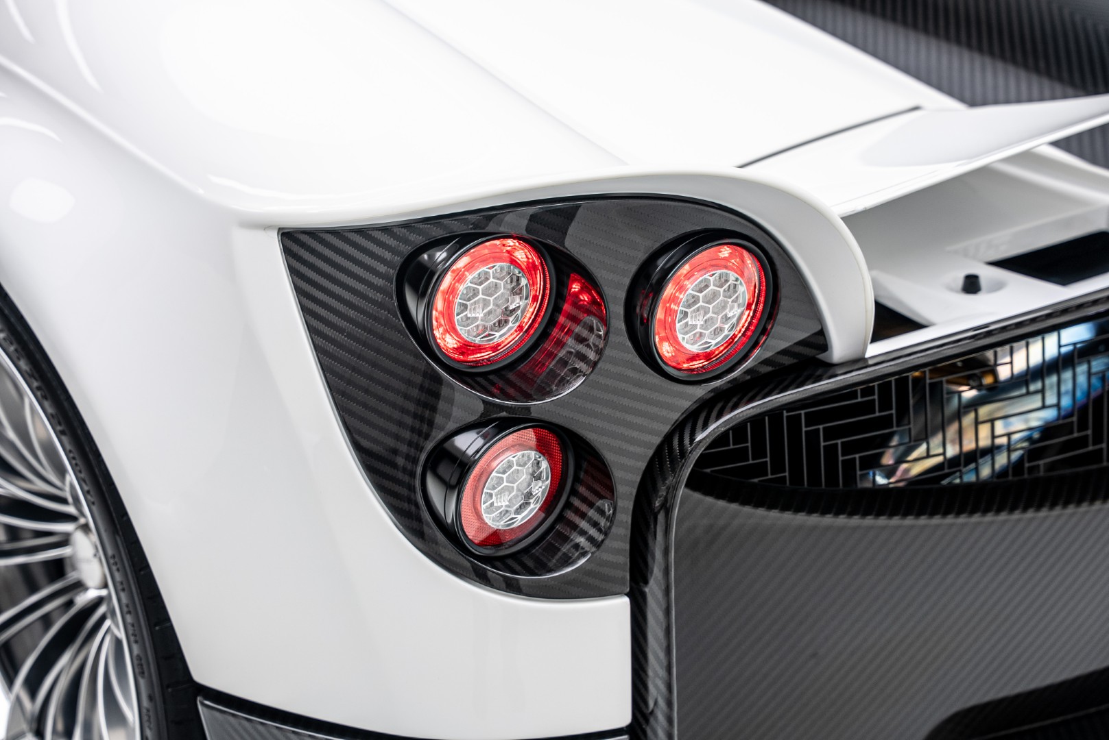 2018 PAGANI HUAYRA ROADSTER | 1 of 100 | UNIQUE PEARL WHITE COLOR